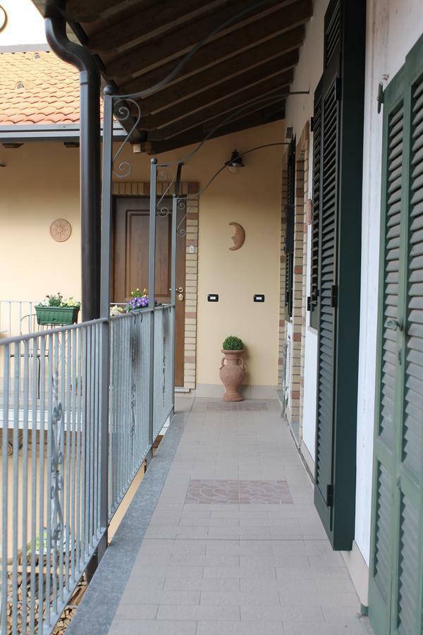Le Camere Di Aladino Carugate Exterior foto
